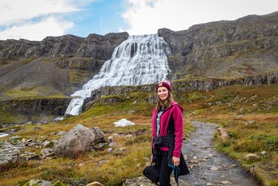 NEUE WEGE Mitarbeiterin Lisa Barthel